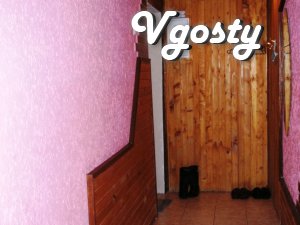 Квартира розташована в центральній частині міста, в п'яти - Квартири подобово без посередників - Vgosty