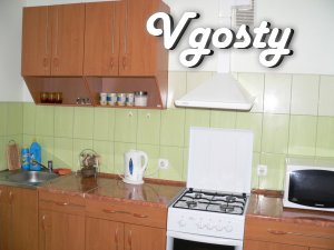 Квартира на 2-му поверсі в новобудові біля проспекту Степана - Квартири подобово без посередників - Vgosty