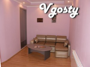 street. Kurbas
A floor of 3 storey building.
The house in the center. - Apartments for daily rent from owners - Vgosty