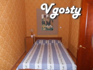 Квартира розташована в самому центрі міста, Дерибасівська, - Квартири подобово без посередників - Vgosty