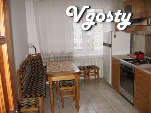 Comfortable 3-bedroom apartment for up to 6 people. In - Apartments for daily rent from owners - Vgosty