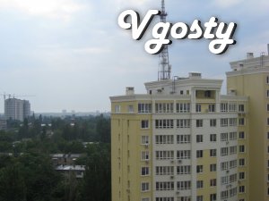 Квартира-студія, розташована на 12 поверсі 21 поверхового нового - Квартири подобово без посередників - Vgosty