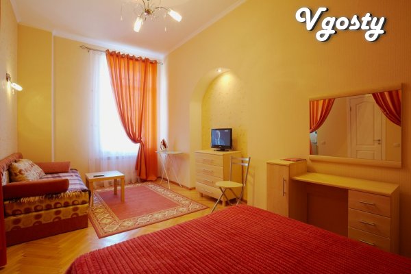 Price 3-4 300 USD. One bedroom apartment in the center - Apartments for daily rent from owners - Vgosty
