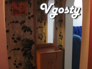 Daily, hourly, weekly . A fully staffed . - Apartments for daily rent from owners - Vgosty