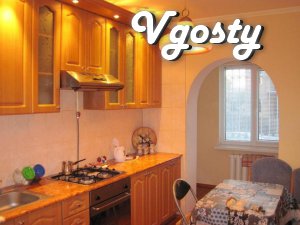 Подобова та погодинна оренда 2-3х кіматноі квартири в р-н. - Квартири подобово без посередників - Vgosty