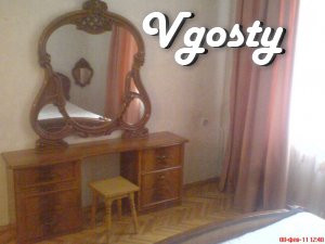 Дуже чиста, простора квартира з гарним ремонтом, всією - Квартири подобово без посередників - Vgosty