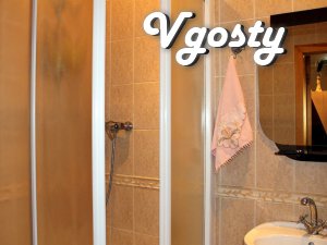 Daily, hourly, convenient parking, good protected - Apartments for daily rent from owners - Vgosty