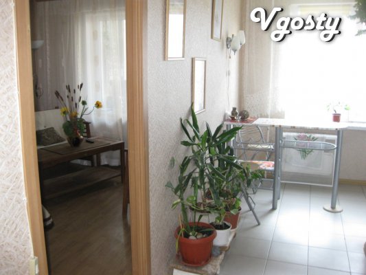 3 minutes from the Metro Obolon. Clean, comfortable, with a large tria - Apartments for daily rent from owners - Vgosty
