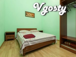 3 BR. Kiev City Centre. Khreshchatyk metro - Apartments for daily rent from owners - Vgosty