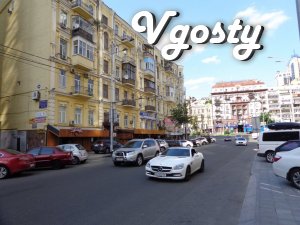 2 rooms. Kiev City Centre. VIP. Arena- City - Apartments for daily rent from owners - Vgosty