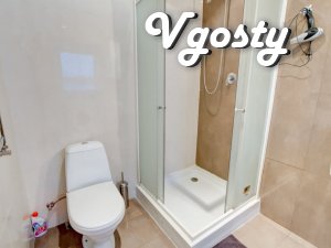 Rent 1k. studio Deribasivska "hi-tech" - Apartments for daily rent from owners - Vgosty