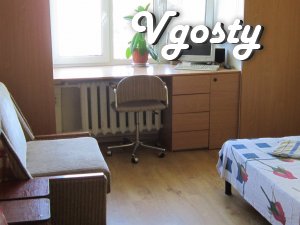 Quiet place comfortable apartment 5 minutes from the metro Darnitsa - Apartments for daily rent from owners - Vgosty