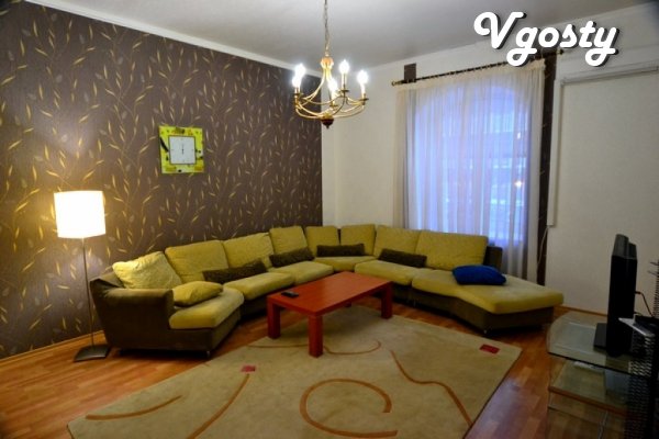 The apartment is located in the historical part of Kyiv on the street - Apartments for daily rent from owners - Vgosty