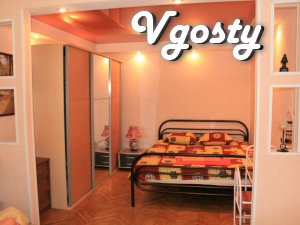 Rent by the day, no commission, 2komn.kv, Shevchenko district, Central - Apartments for daily rent from owners - Vgosty
