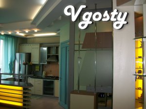 Spacious studio apartment with an elegant balcony. - Apartments for daily rent from owners - Vgosty