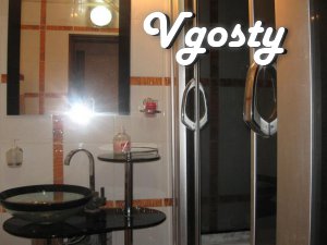 The apartment is on the prospect that between Lenin Street. Gardening  - Apartments for daily rent from owners - Vgosty