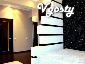 Located at the intersection of Prospect Gogol K.Maksa - Apartments for daily rent from owners - Vgosty
