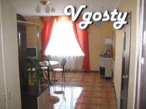 Здається квартира класу люкс в самому центрі Сімферополя, в - Квартири подобово без посередників - Vgosty