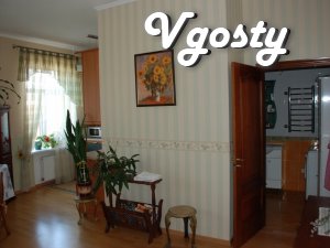 Offer my luxury apartment in the city of Evpatoria - Apartments for daily rent from owners - Vgosty