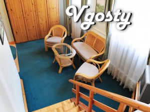 Guest house in the quiet center near the sea (Chersonese). - Apartments for daily rent from owners - Vgosty