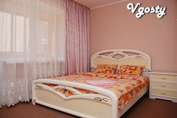 3-х комнатная квартира ЦЕНТР - Apartments for daily rent from owners - Vgosty