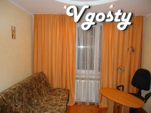 Kvartiravozle Expoplaza and m.Nivki. Good transport - Apartments for daily rent from owners - Vgosty