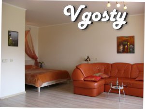 One bedroom apartment near the VIP level m of Friendship of Peoples. - Apartments for daily rent from owners - Vgosty
