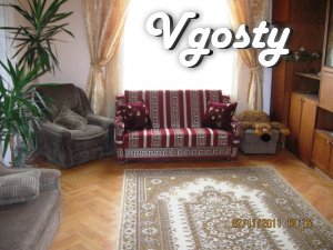 Квартира знаходиться в центрі міста в австрійському будинку, 2 - Квартири подобово без посередників - Vgosty
