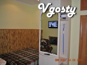 Невелика, затишна квартира в самому центрі Львова, навпроти - Квартири подобово без посередників - Vgosty