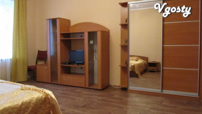 Hourly, daily, weekly!
2 square meters. Centre of Kharkov! - Apartments for daily rent from owners - Vgosty