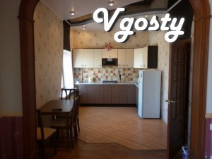 At the heart of the city in a new house with a panoramic view from the - Apartments for daily rent from owners - Vgosty