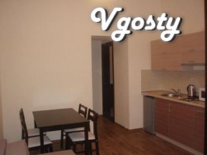 Невелика двокімнатна квартира, в одній хвилині ходьби від - Квартири подобово без посередників - Vgosty