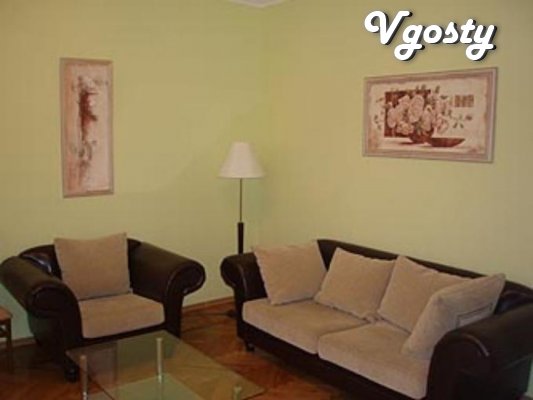 One bedroom apartment on a quiet street in the city center, the entran - Apartments for daily rent from owners - Vgosty