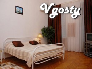Maisonette in a 3-minute walk from Downtown, - Apartments for daily rent from owners - Vgosty