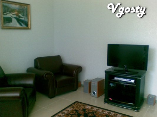 2/16 storey building, new building, room 25 sq.m., - Apartments for daily rent from owners - Vgosty