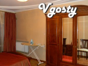 Downtown, Park Shevchenko, Langeron beach - all - Apartments for daily rent from owners - Vgosty