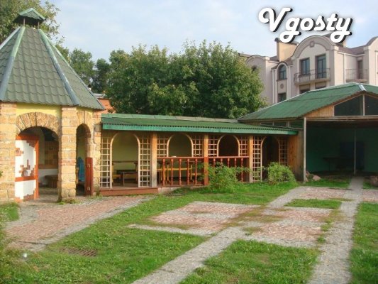 Country 3-storey house of 400 square meters, 10 minutes from the Metro - Apartments for daily rent from owners - Vgosty