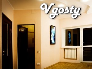 The new 3-x-storey house 320 sq.m. Fireplace room, kitchen, household - Apartments for daily rent from owners - Vgosty