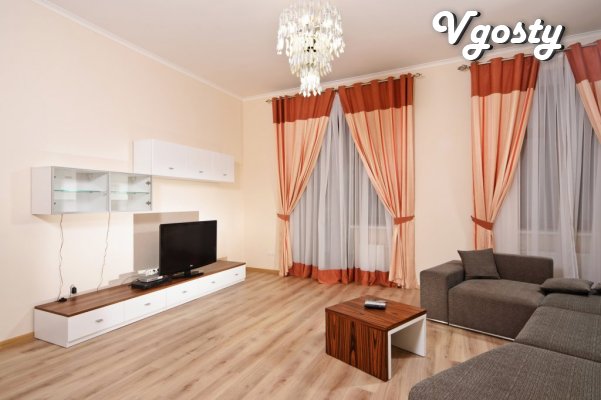 3-bedroom apartment. Located on the fourth floor of the 4 - Apartments for daily rent from owners - Vgosty