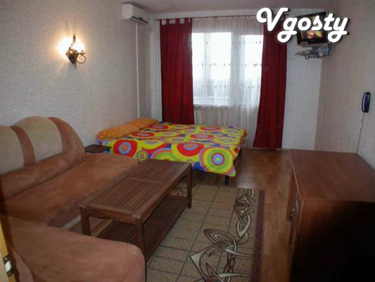 Daily, in the new house, a modern equipped apartment on Poznyaki - Apartments for daily rent from owners - Vgosty
