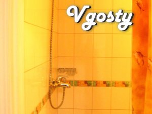 Studio near Yalta quay (hotel district "Oreanda") from the o - Apartments for daily rent from owners - Vgosty