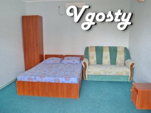 Відпочинок житло в Бердянську Азовське море готель У Ірини - Квартири подобово без посередників - Vgosty