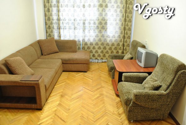 3 minutes walk to the subway Syrets, bed sheets, accounting documents. - Apartments for daily rent from owners - Vgosty