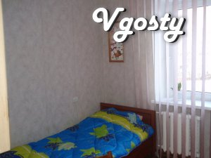 Трьох-кімнатна квартира біля центру на п'ятому людина - Квартири подобово без посередників - Vgosty