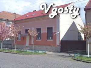 Rent one-bedroom apartment for rent in a family house in the center - Apartments for daily rent from owners - Vgosty