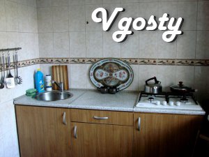 Подобово 2-х кімнатна квартира біля метро Героїв Праці - Квартири подобово без посередників - Vgosty