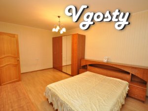 Трехкомнатная квартира в сдержаном, спокойном стиле - Квартири подобово без посередників - Vgosty