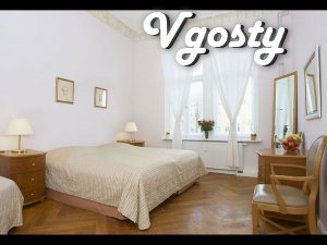 Belo-bezhevыe trehkomnatnыe Apartments - Apartments for daily rent from owners - Vgosty