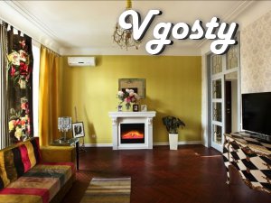 Dyzaynerskaya dvuhmestnaya studio apartment on a quiet zelenoy the str - Apartments for daily rent from owners - Vgosty
