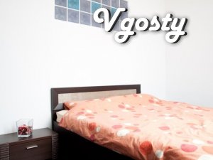 Трехкомнатная квартира возле Оперного - Квартири подобово без посередників - Vgosty